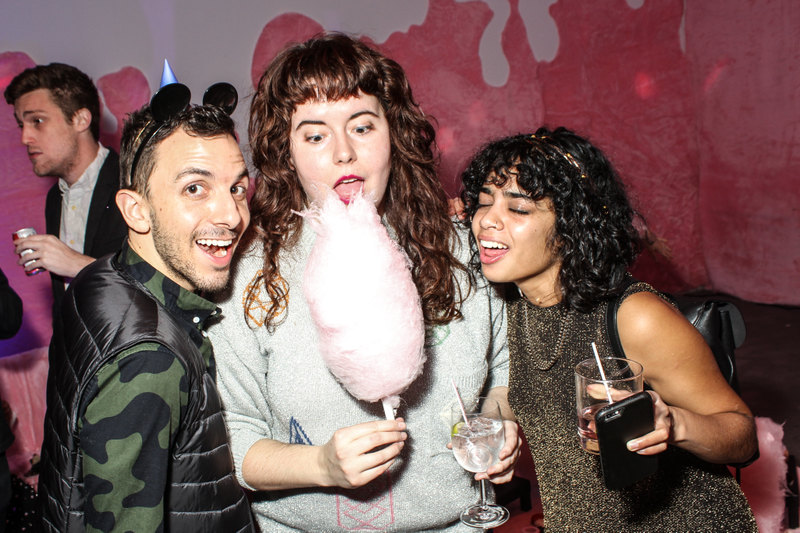 Illustration for article titled A BIZARRE HOLIDAY PARTY